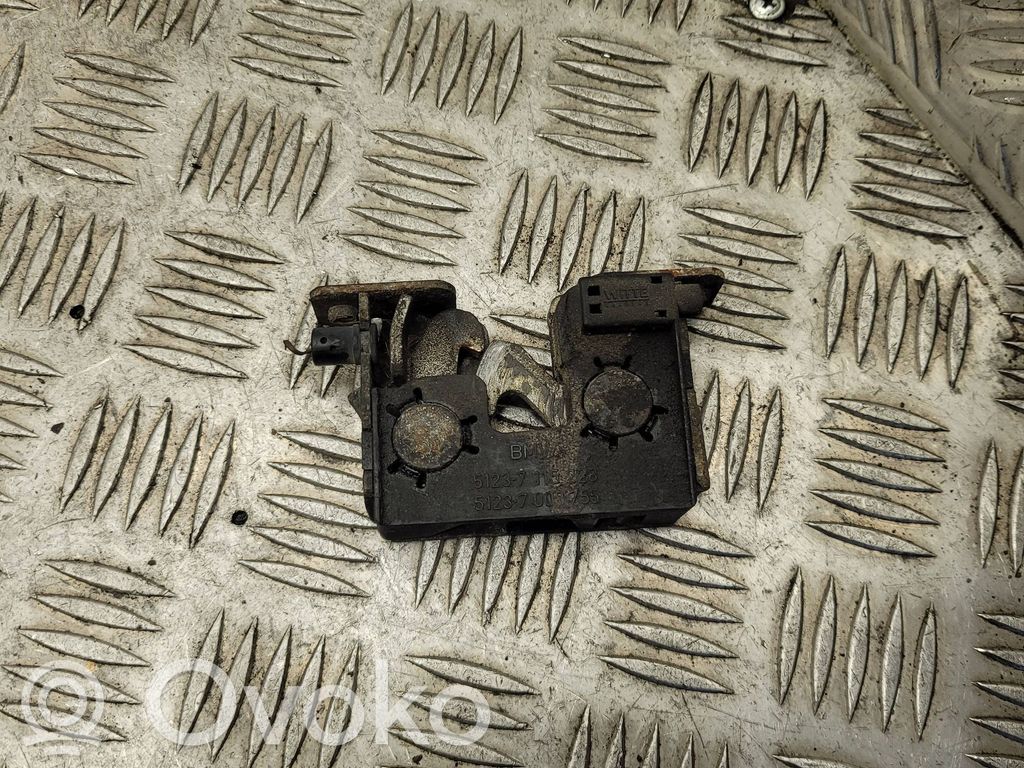 BMW 5 E60 E61 Engine bonnet/hood lock/catch 