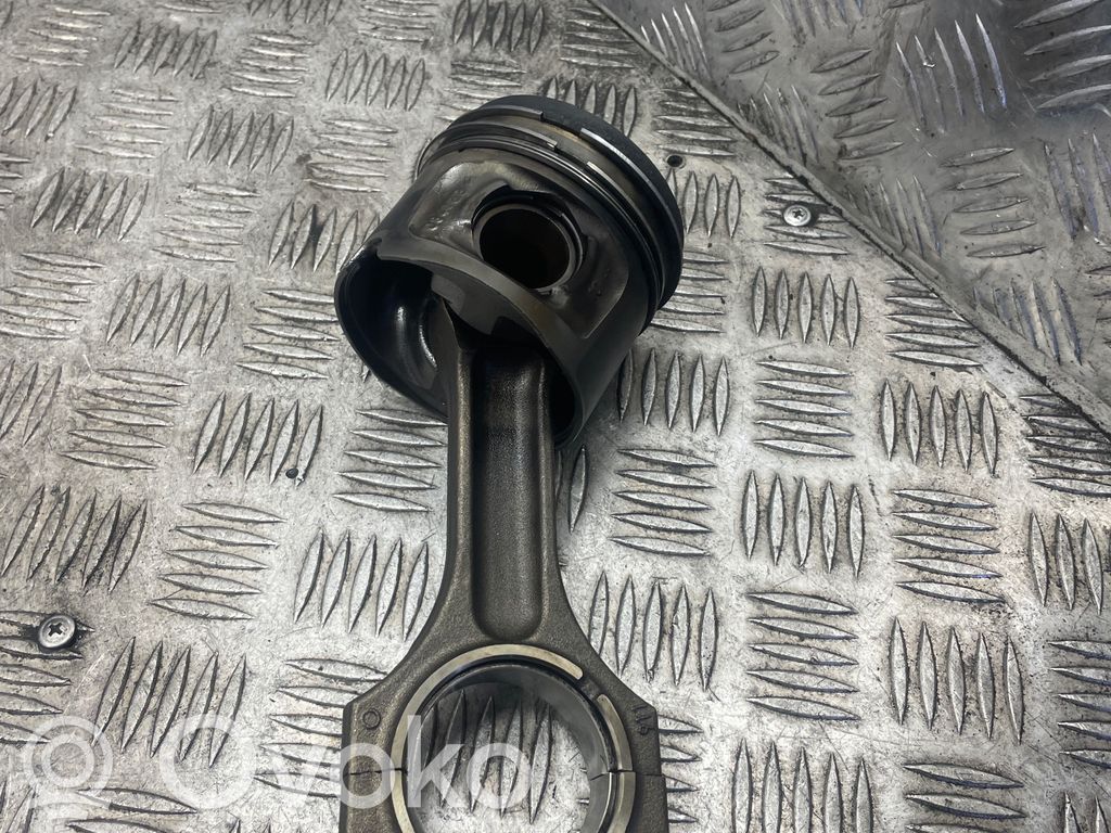 BMW 3 E90 E91 Piston with connecting rod 
