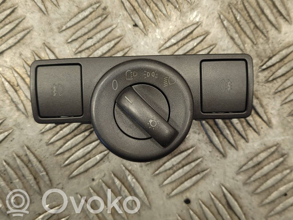 Volkswagen Phaeton Light switch 