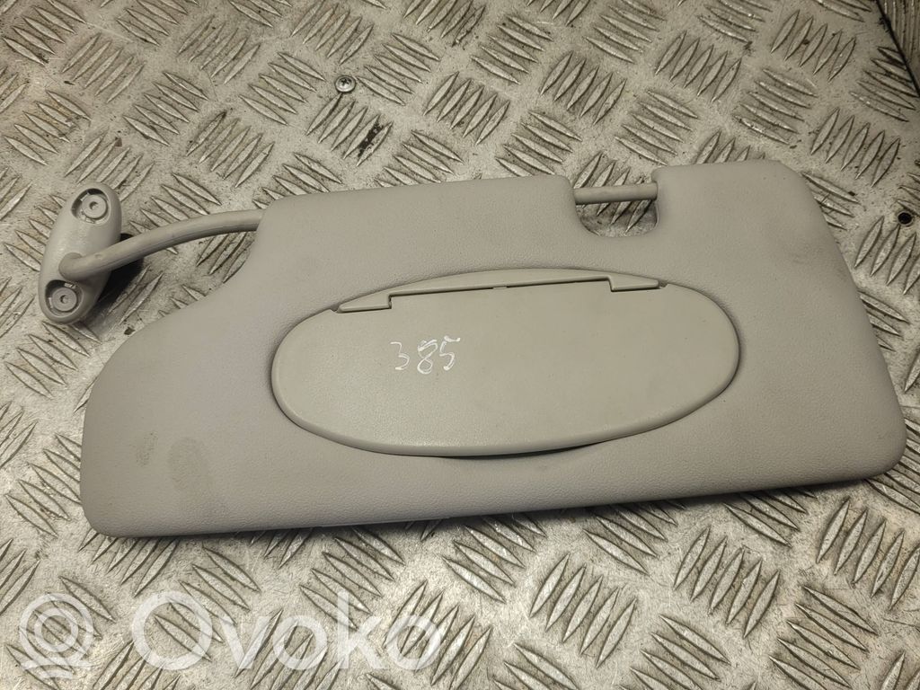 Sun visor