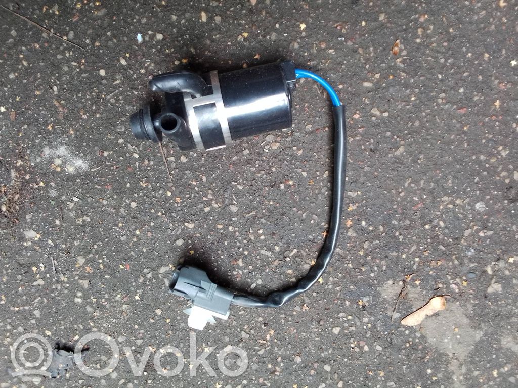 Subaru Outback (BS) Headlight washer pump 
