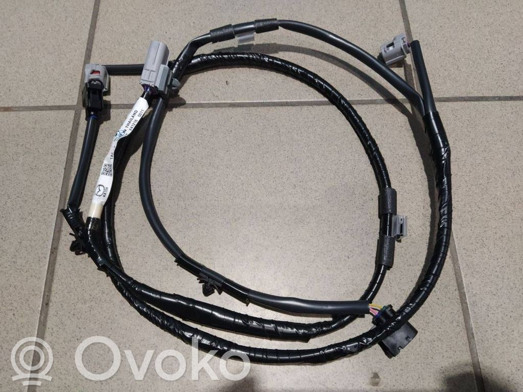Cableado del sensor de aparcamiento (PDC)   D24H67SH0