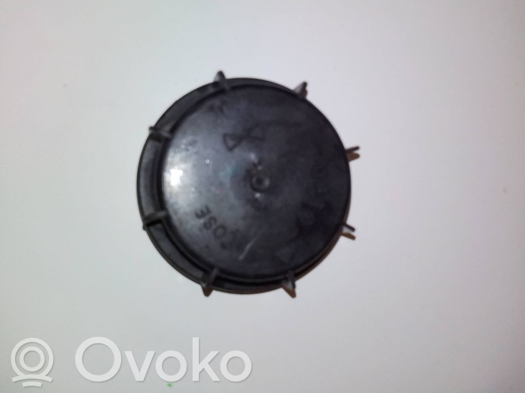 Deckel Abdeckung Scheinwerfer   16671000