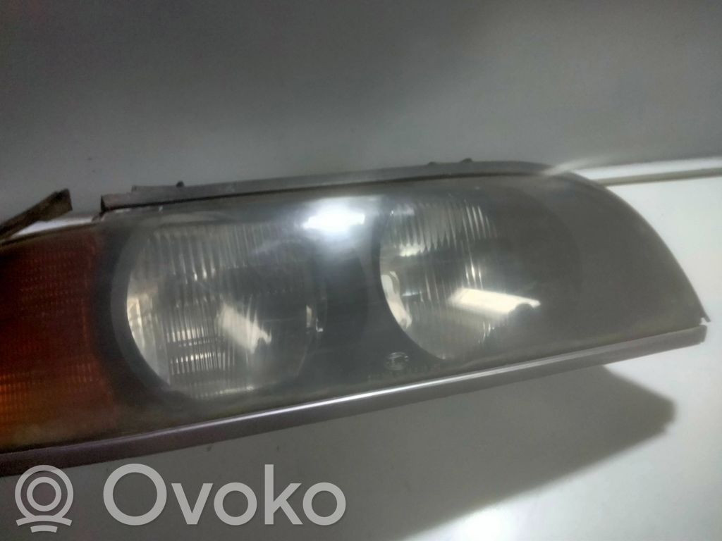 Phare frontale   084441119R