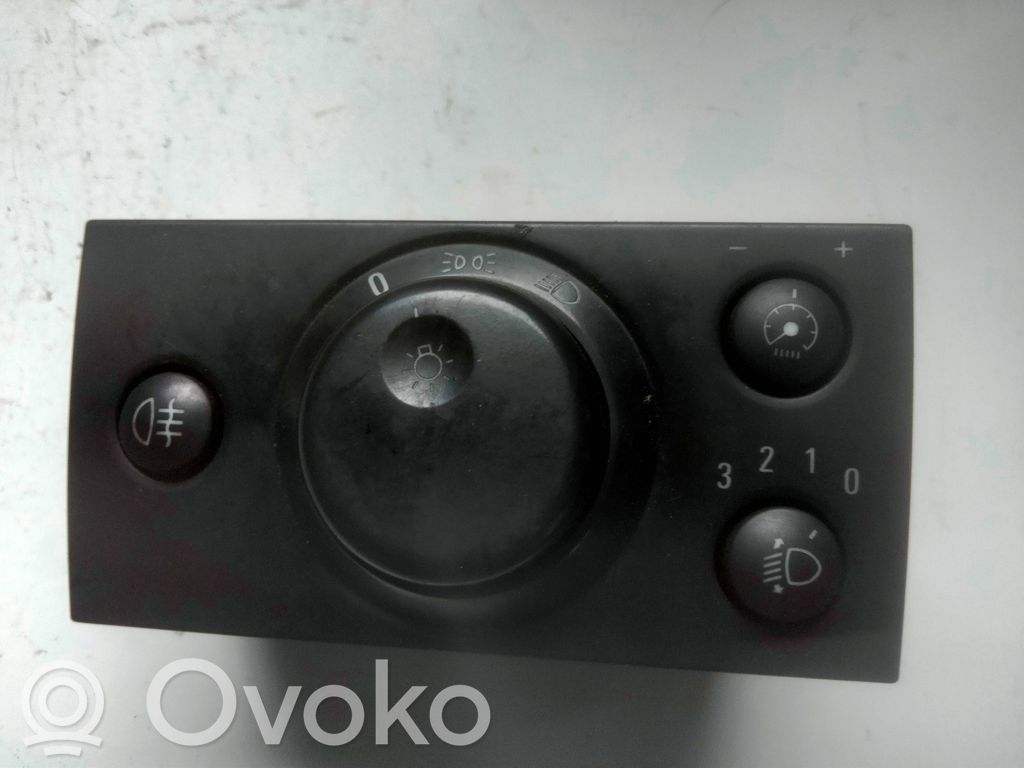 Light switch   93394756,LK04061015