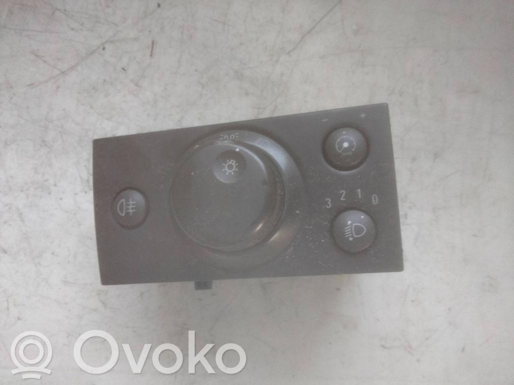 Light switch   13229538,3135,0320,LK04060063