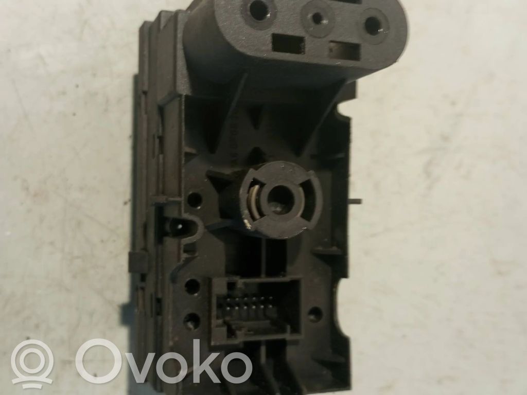 Opel Vectra C Light switch 
