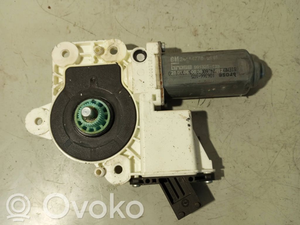 Opel Vectra C Silnik regulatora szyby drzwi przednich 