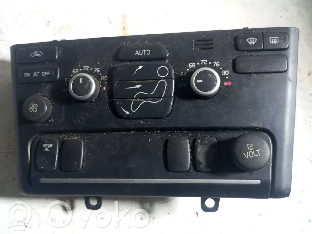 Climate control unit   1574852C,07W08E05,SN1638991,30710683,M608DA00032