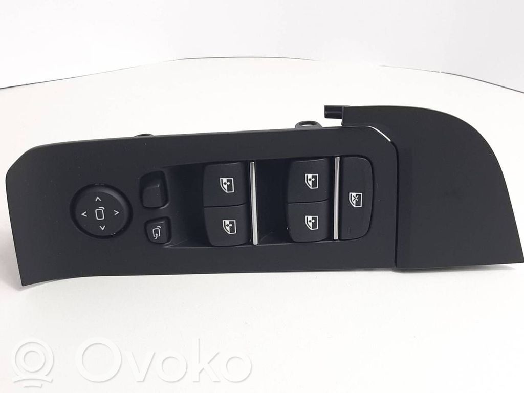 BMW X6 G06 Quarter vent window switch 