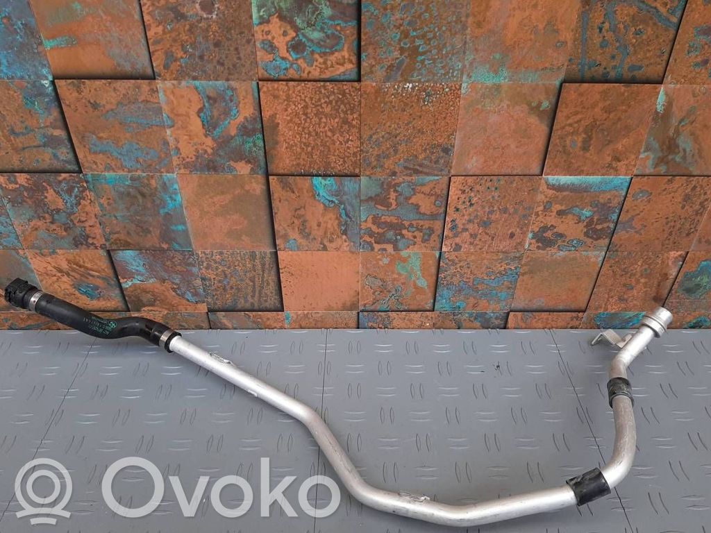 BMW XM Przewód / Wąż chłodnicy 