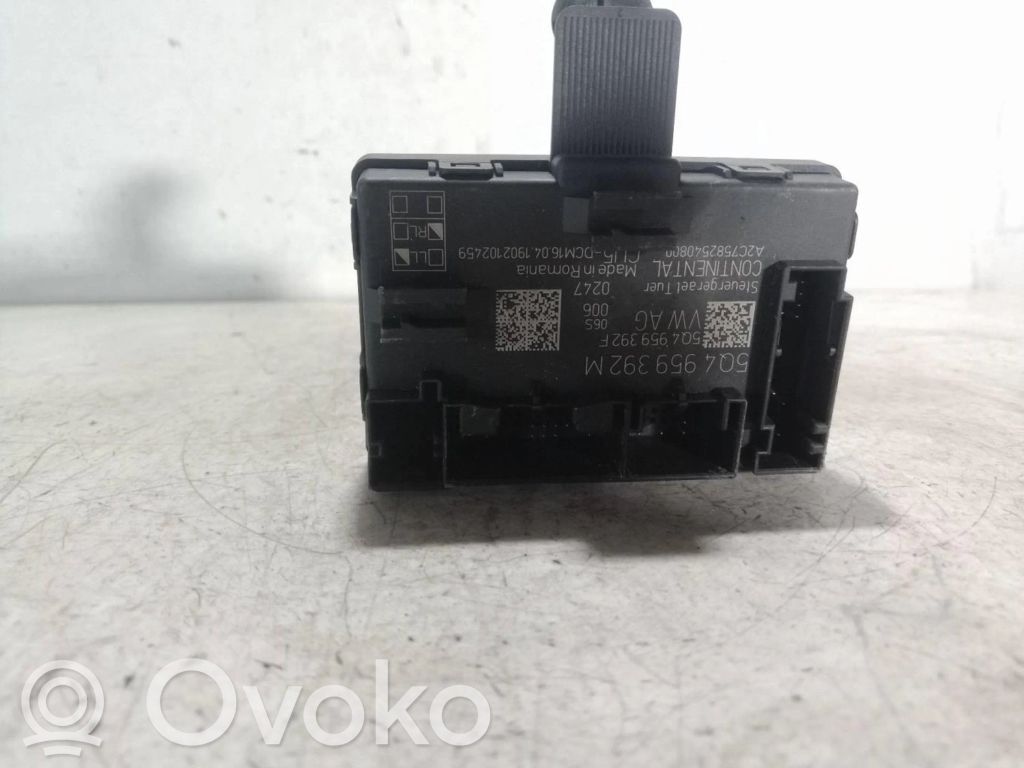 Volkswagen Tiguan Engine control unit/module 