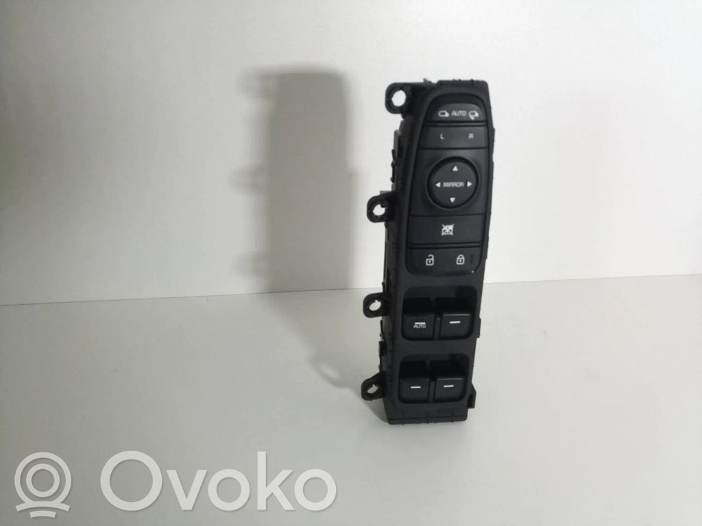 Electric window control switch   4C749A1201