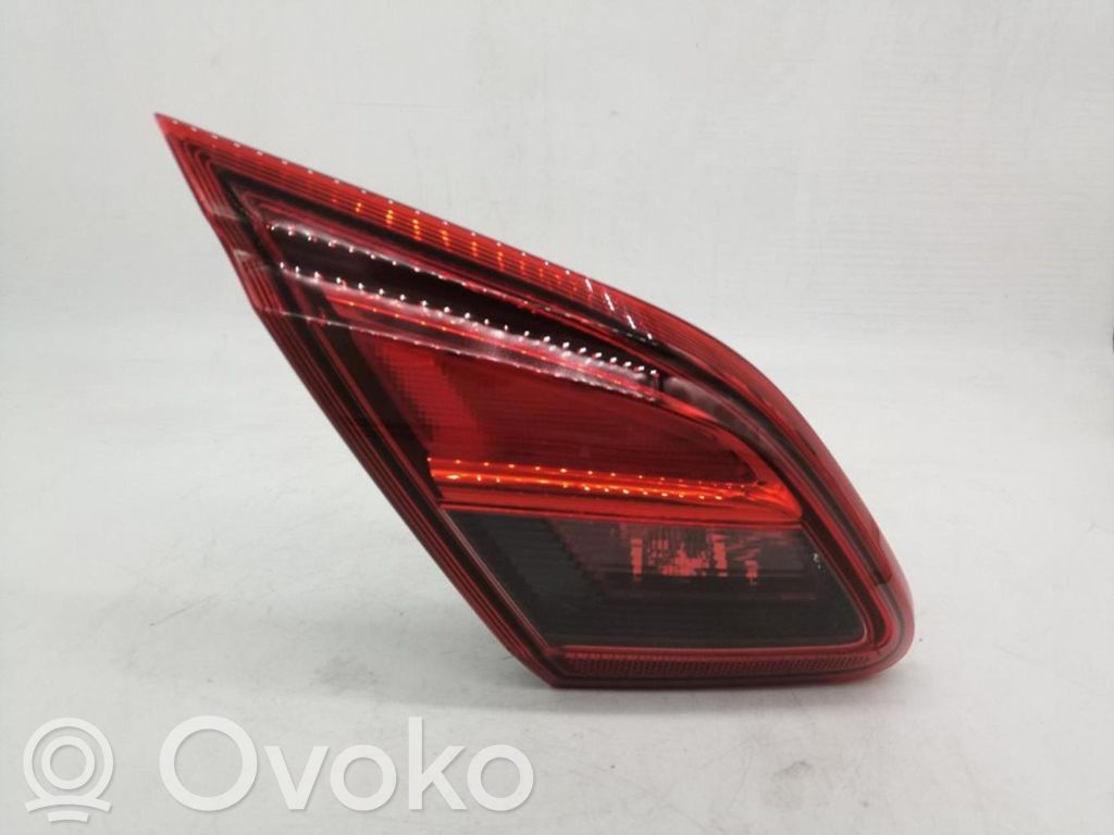 Rear/tail lights
