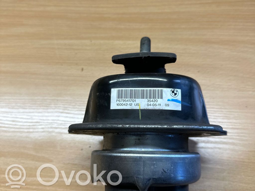 Engine mount bracket   P679541701,16004212,35420