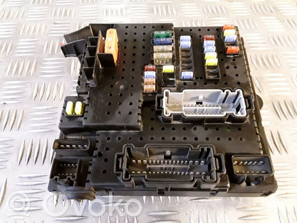 Módulo de fusible   8676391,05W082,12217799