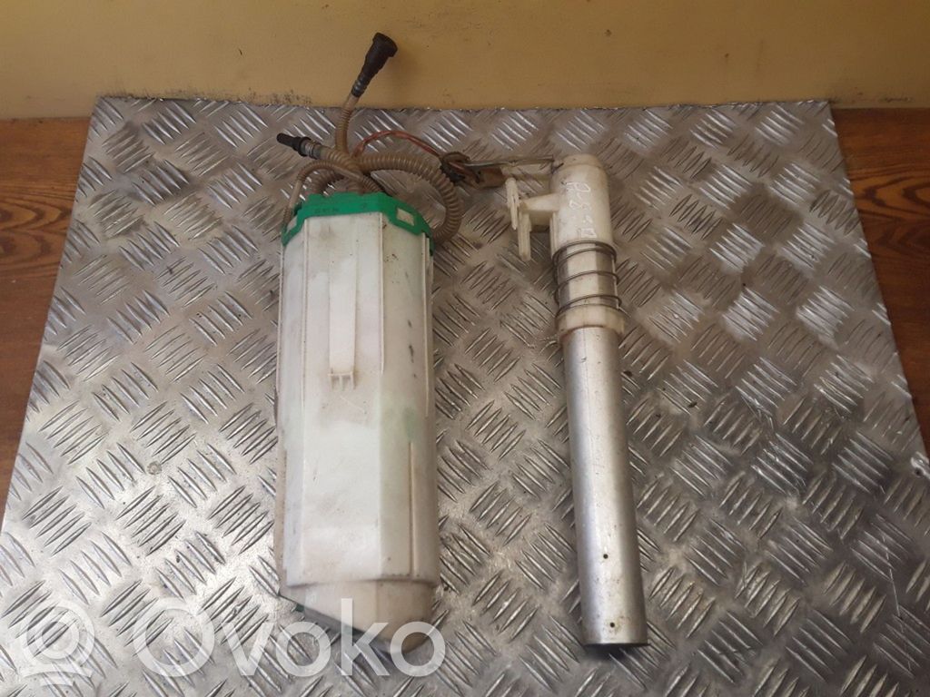 Bomba interna de combustible   81115710,0919088