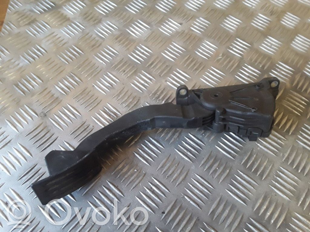 Ford Focus Accelerator throttle pedal 
