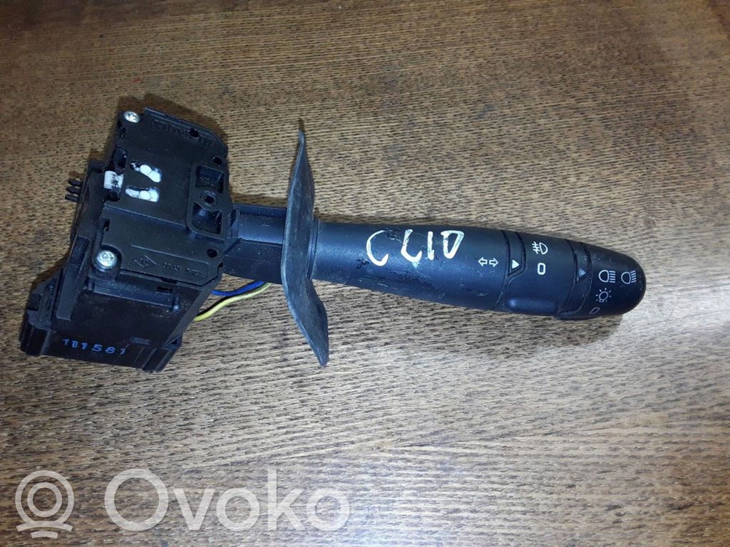Renault Clio II Indicator stalk 