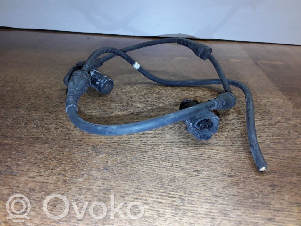 Audi A4 S4 B7 8E 8H Czujnik prędkości obrotowej koła ABS 