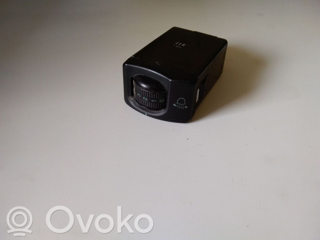 Hyundai H-1, Starex, Satellite Headlight level height control switch 