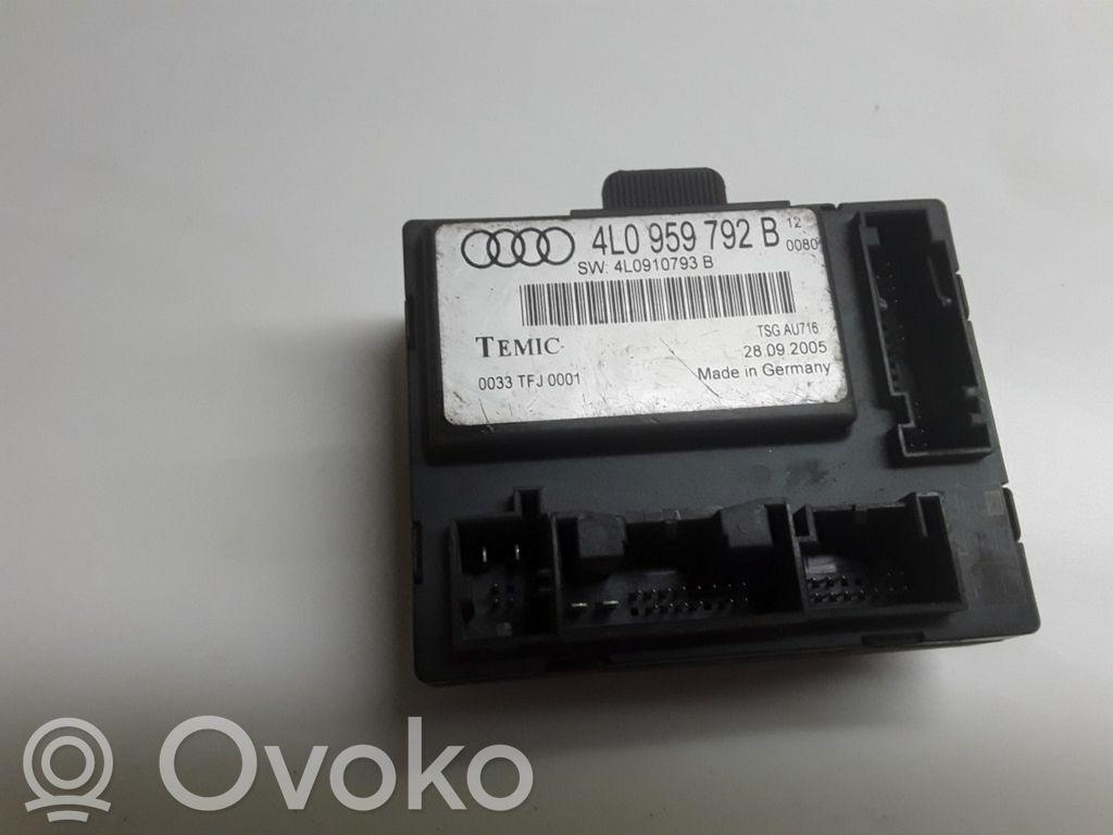 Audi Q7 4L Door control unit/module 