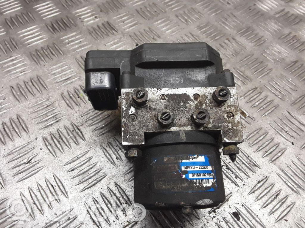 Hyundai Coupe ABS bloks 