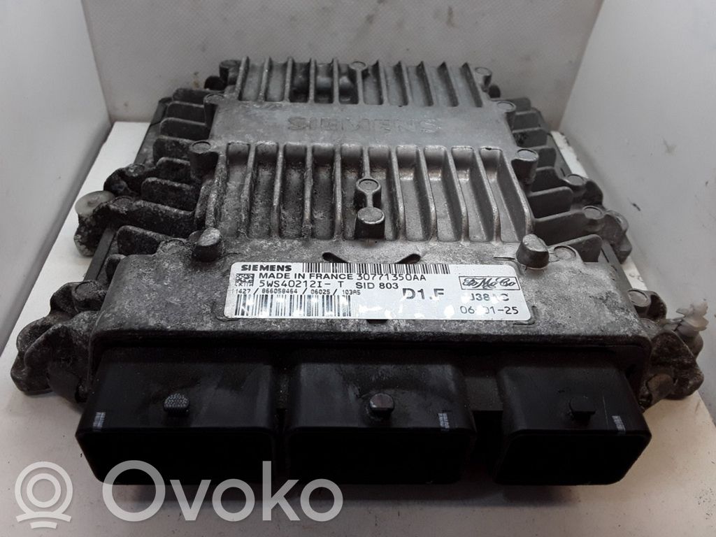 Volvo S40 Variklio valdymo blokas 