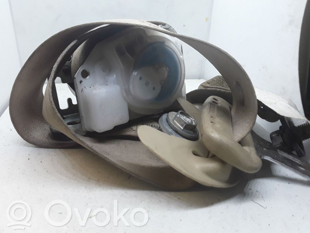 Subaru Legacy Pas bezpieczeństwa fotela tylnego środkowego 