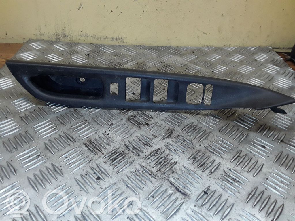 Honda Civic Front door window switch trim 