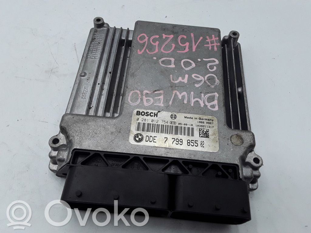 BMW 5 E60 E61 Variklio valdymo blokas 