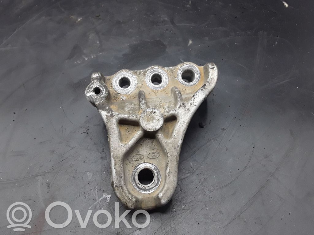 Soporte de montaje del motor (Usadas)   NOCODE