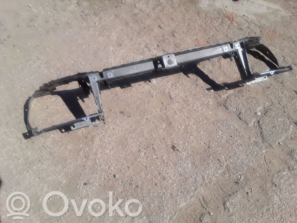 Land Rover Freelander 2 - LR2 Radiatoru panelis 