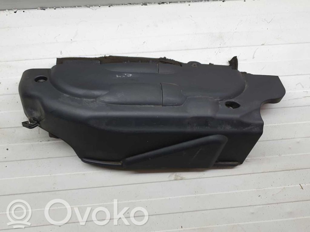 BMW 3 E90 E91 Engine cover (trim) 