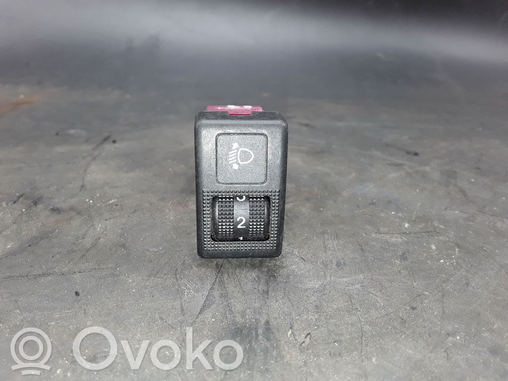 Headlight level height control switch   GF3H