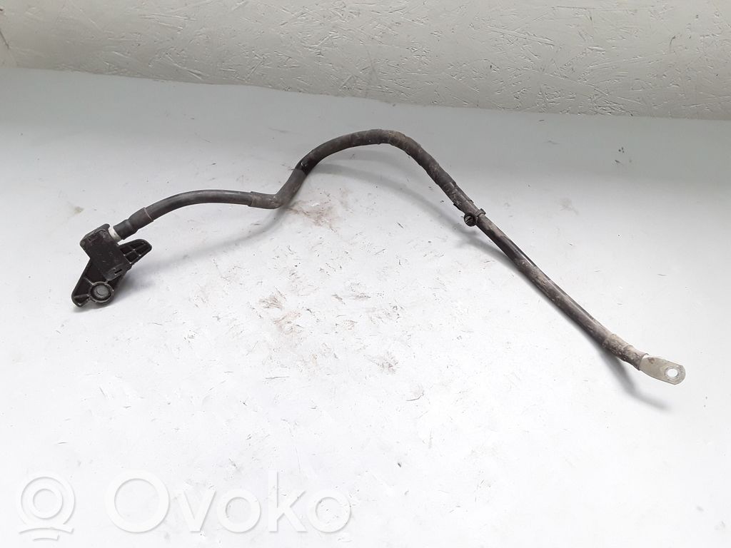 Audi Q7 4L Maakaapeli, akku 