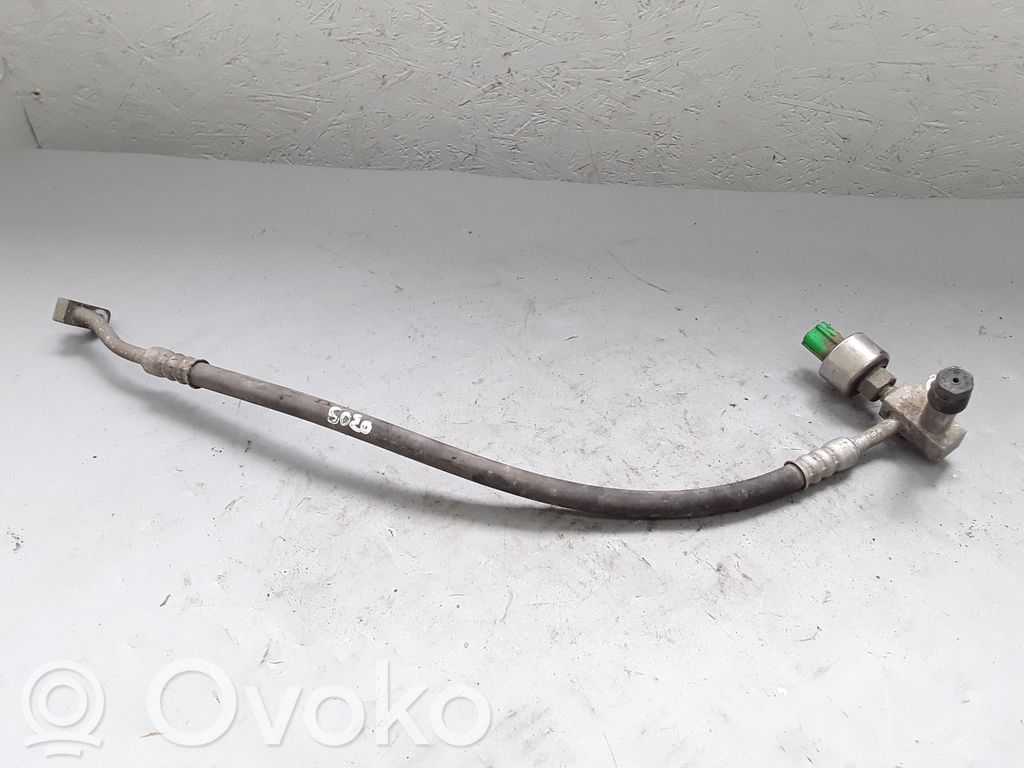 Iveco Daily 35 - 40.10 Ilmastointilaitteen putki (A/C) 