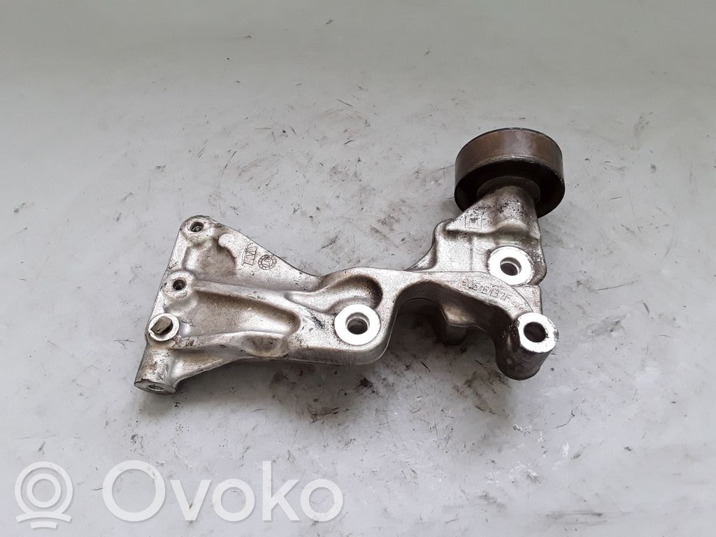 Mocowanie alternatora   90513137F