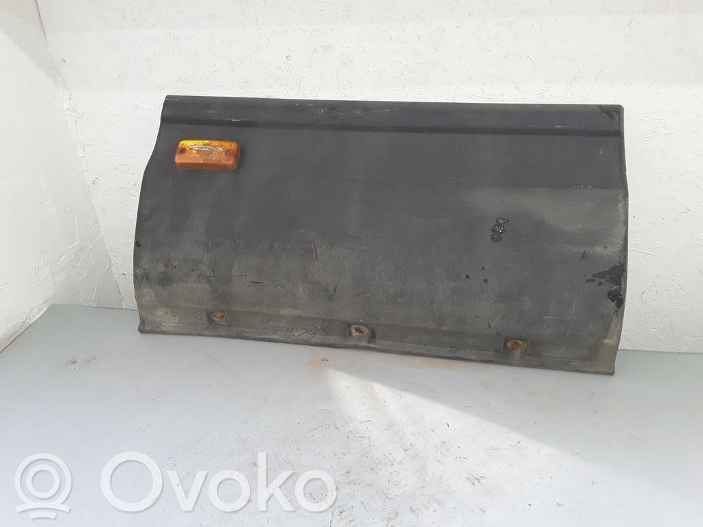 Iveco Daily 35 - 40.10 Contur aripă spate