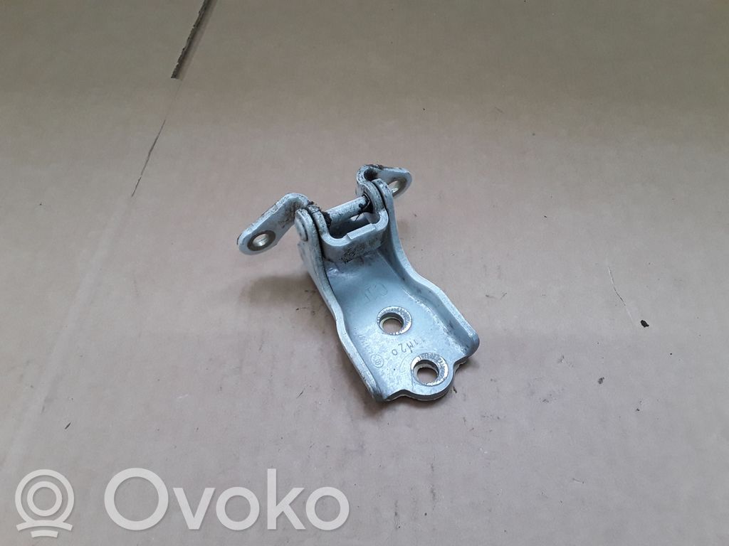 Opel Antara Front door upper hinge 