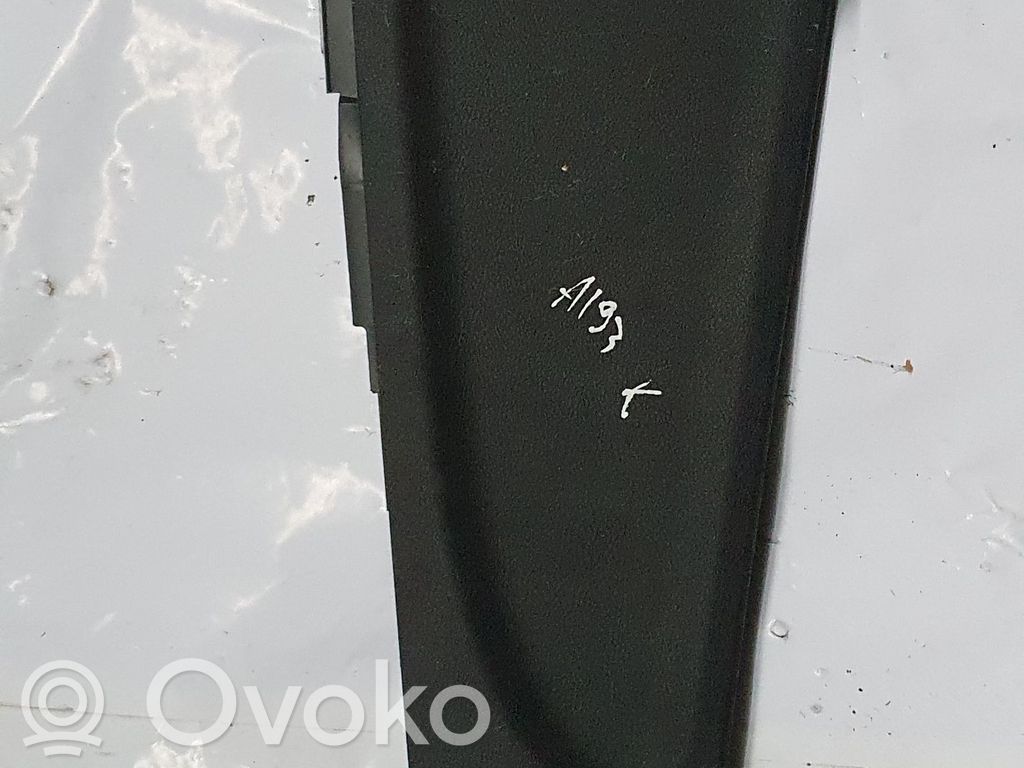 Osłona boczna tunelu środkowego   C01765010BLR,001007397,1VN55DX9AA
