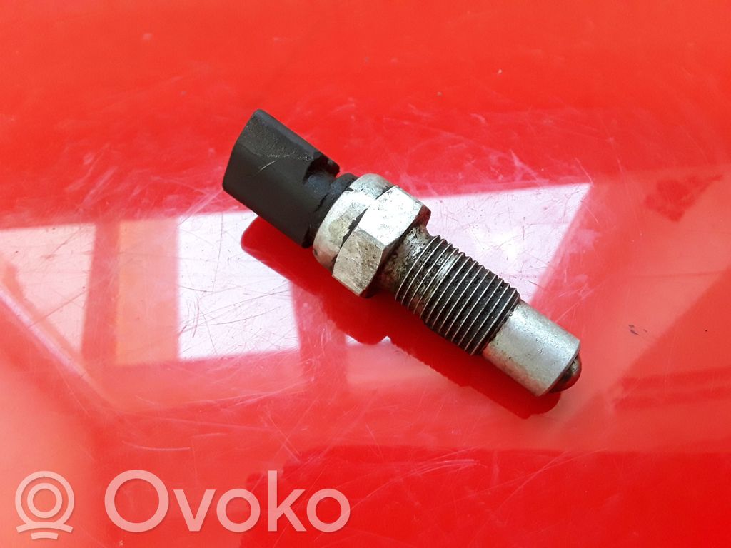 Sensore interruttore luci retromarcia   90FG15520A