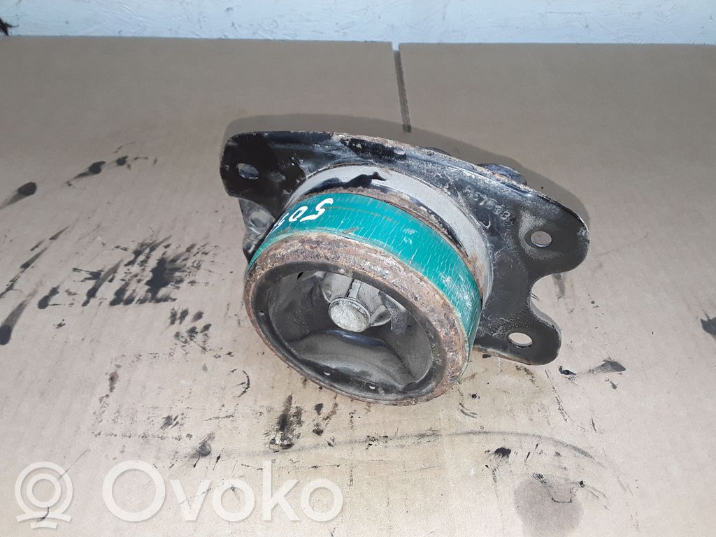 Engine mount bracket   H61754A