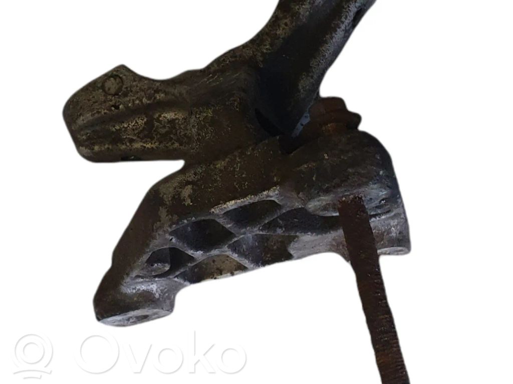 Engine mounting bracket   060909