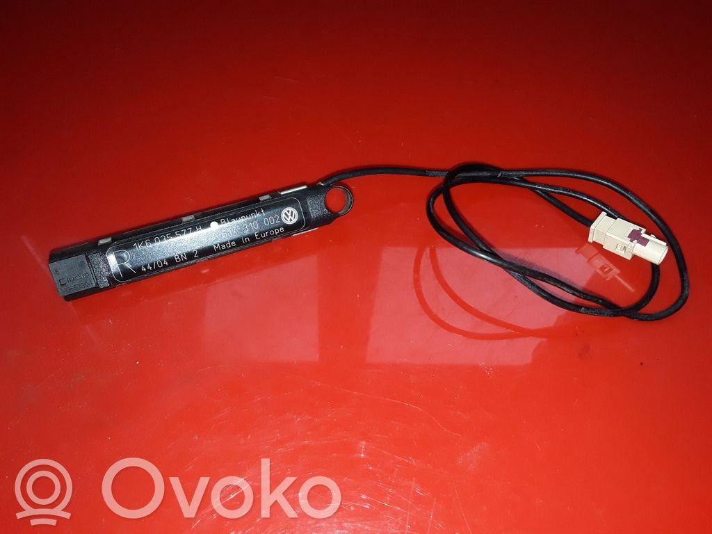 Volkswagen Golf V Amplificatore antenna