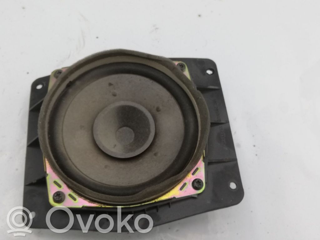 Altavoz de la puerta delantera   MR285934
