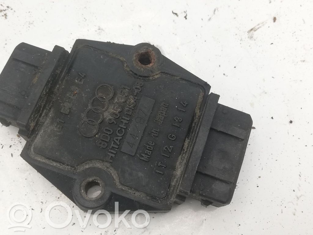 Module d'allumage   8D0905351