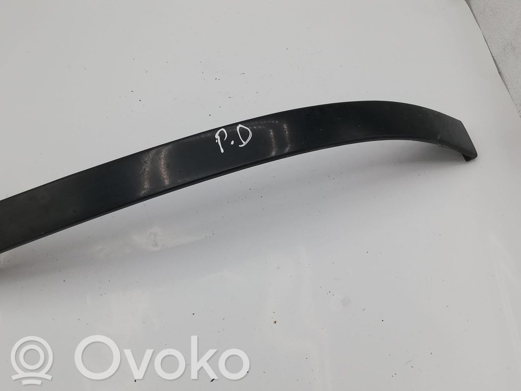 Audi A8 S8 D2 4D Untere Verkleidung Scheinwerfer 