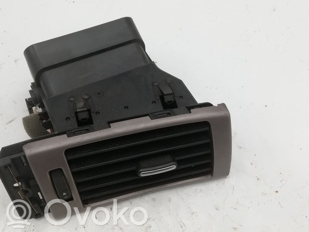 Audi A6 S6 C5 4B Grilă ventilație/ramă laterală bord 