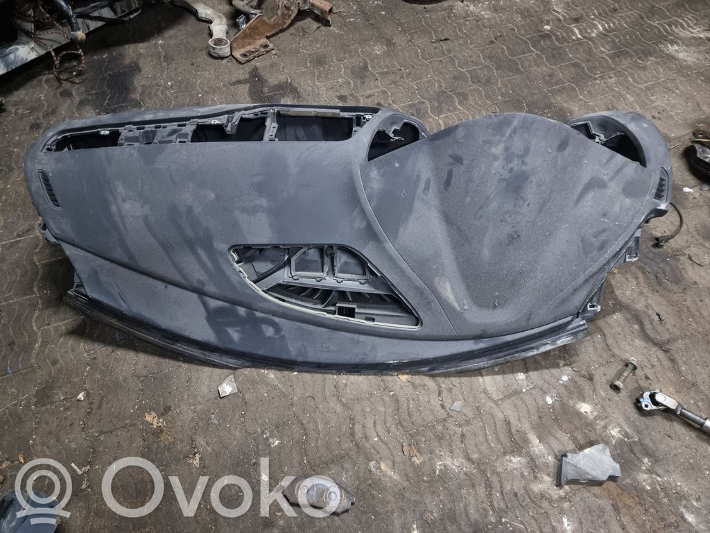 Citroen C5 Panelis 